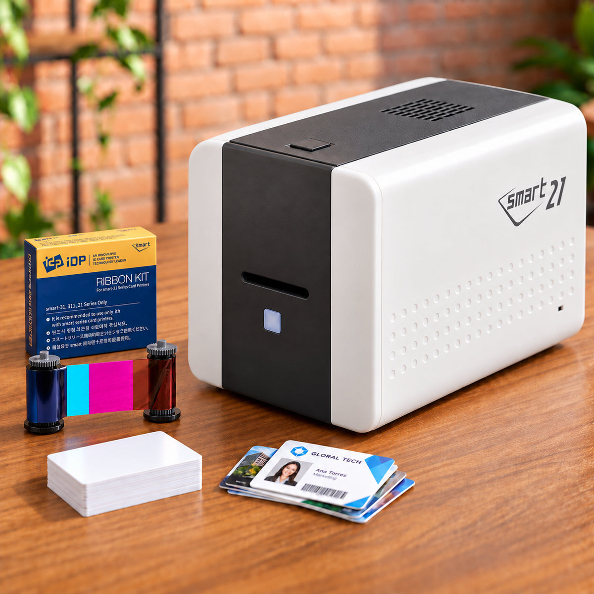 Kit Impresora de Credenciales IDP SMART-21S + Ribbon 653313RK + 100 Tarjetas